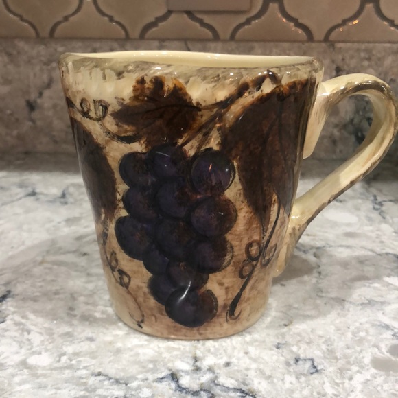 *4 for $25* Dario Farrucci Extra Large Mug - Picture 1 of 5
